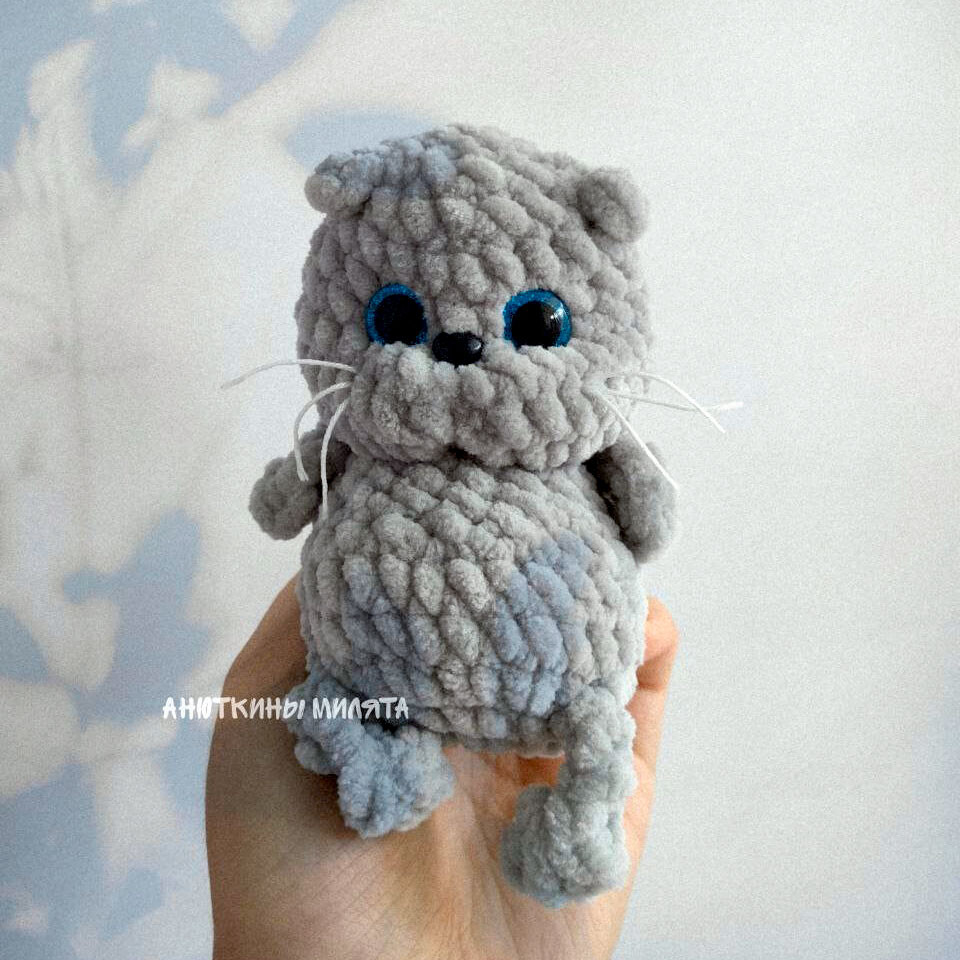 Crochet the Cutest Low-Sew Plush Kitten (Free Amigurumi Pattern!)